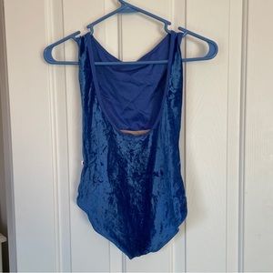 Yumiko Sofiane V-Couture XS